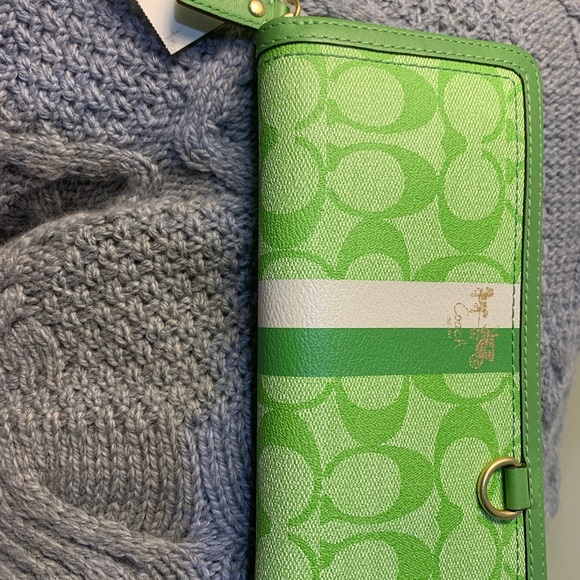 Coach Zip around wallet - Picture 5 of 5